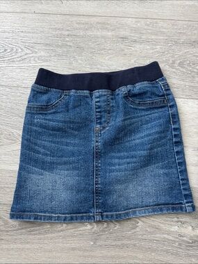 EUC True Craft Blue Denim Skort with Navy Elastic Waistband Size 6X